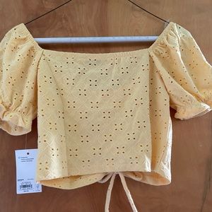 SO goods for life juniors cinch front puff sleeve BRAND NEW size S